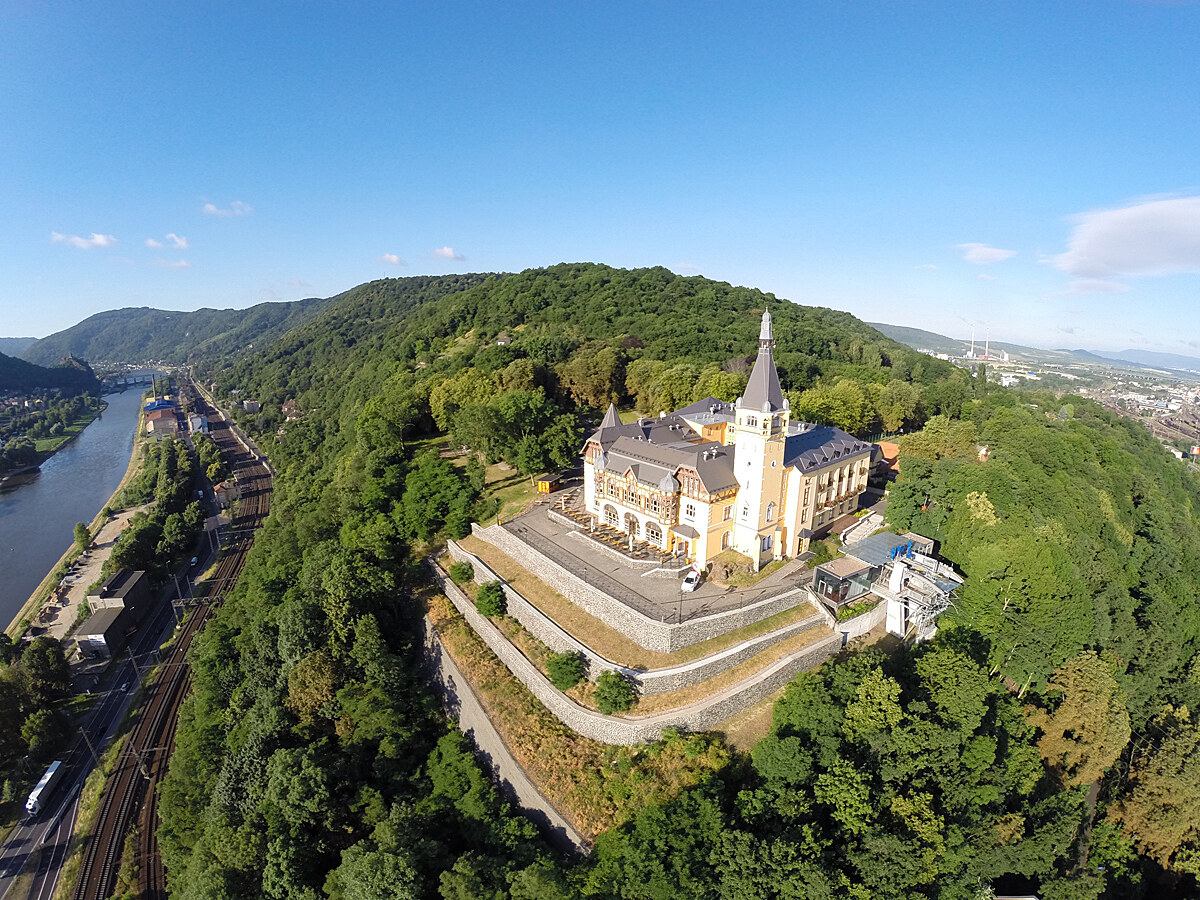 Rozhledna Větruše nad Ústím nad Labem